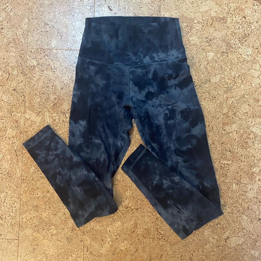 Lululemon Align Leggings 28”. Size 4